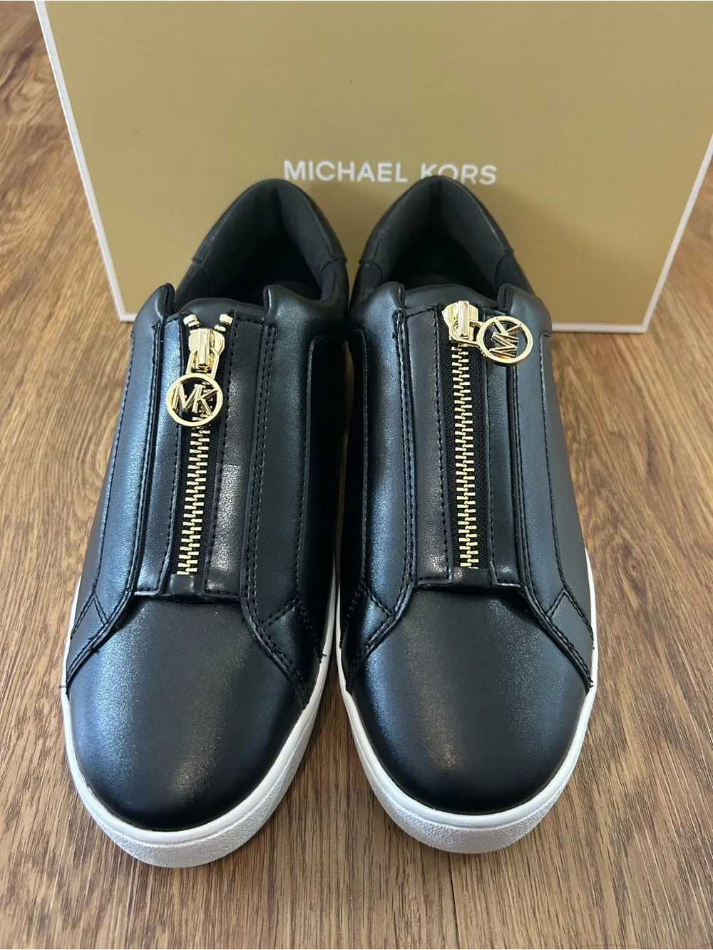MICHAEL KORS black gold zipper shoes sneakers women’s 9 new